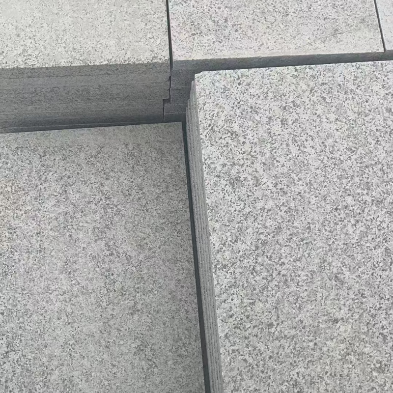西藏芝麻白地铺石石材厂家